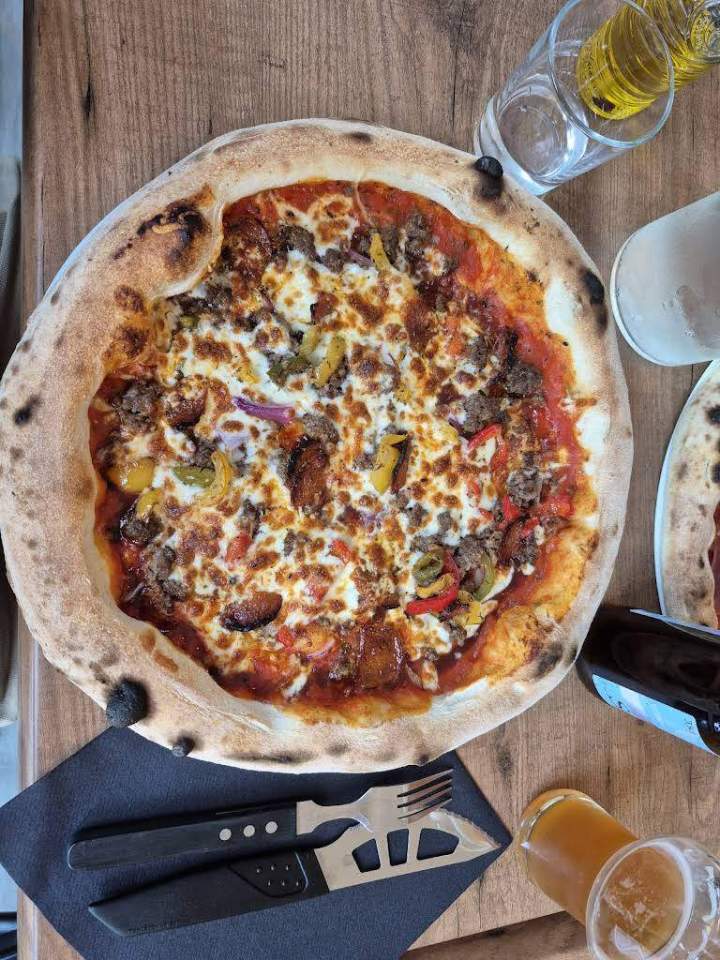 Pizzas faites maison Mimizan